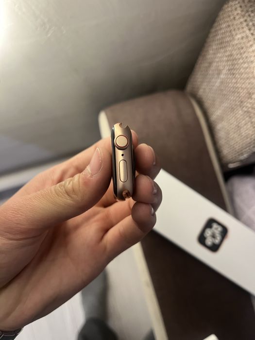 Продам Apple Watch se 41mm