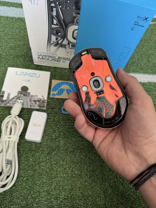 Lamzu Maya X - 8K Перфектна - Ice Skates