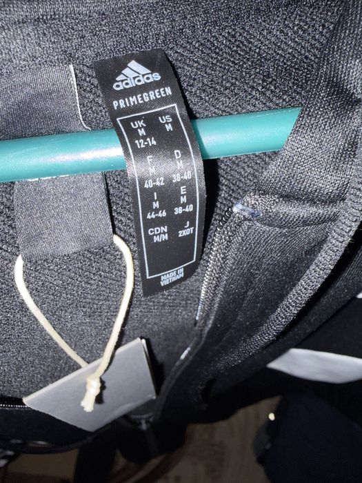 Adidas екип размер М