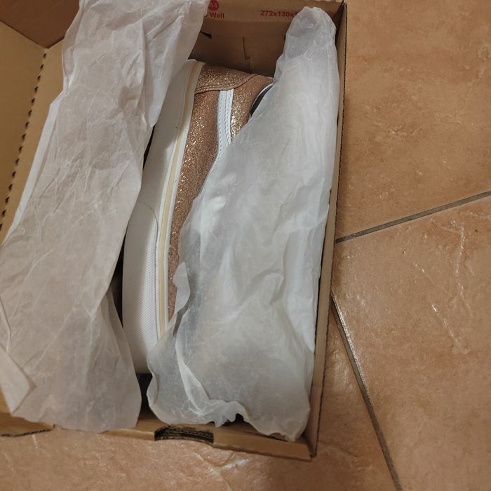 Дамски Сникърси Vans