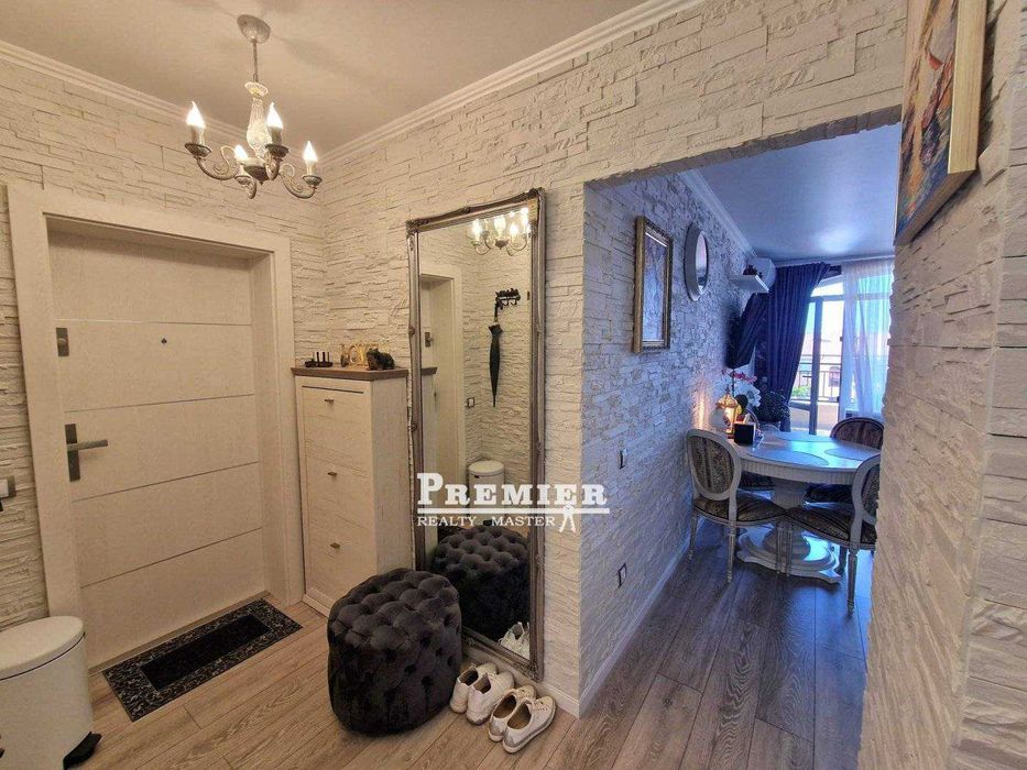 Продава се Тристаен апартамент в Свети Влас - 103 кв.м за 1942 €/кв.м - Снимка #10