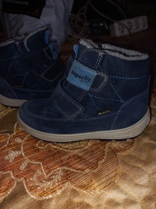 Продам детские сапожки