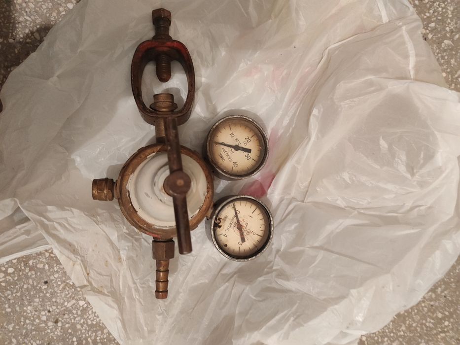 Продам ацетиленовый редуктор