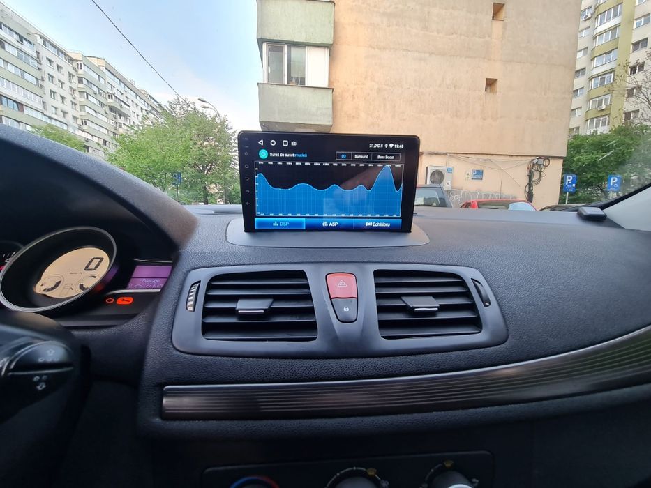 Navigație GPS tabletă 9 inch dedicata Renault Megane 3 Kadjar Koleos