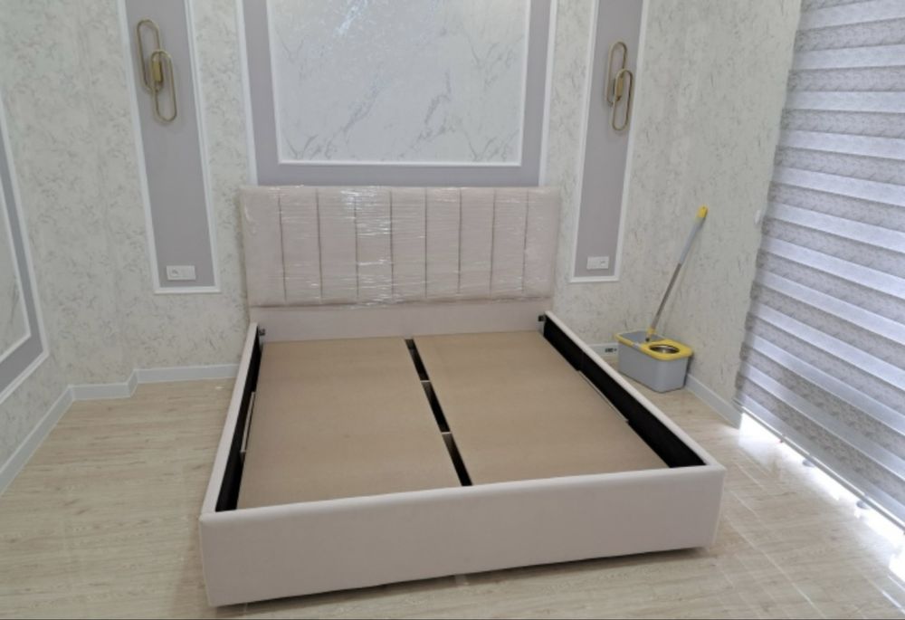 Кровать двуспальная