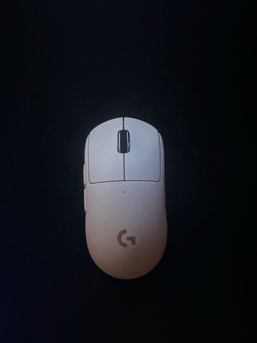 Logitech pro x superlight чисто нова