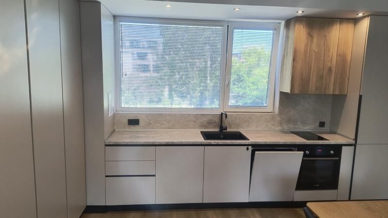 Дава се под наем Двустаен апартамент в София, Студентски град - 71 кв.м за 699 € - Снимка #2