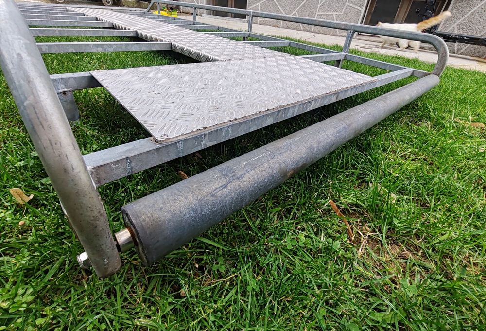 Поцинкован покривен багажник с пътека и стълба за Мерцедес Спринтер