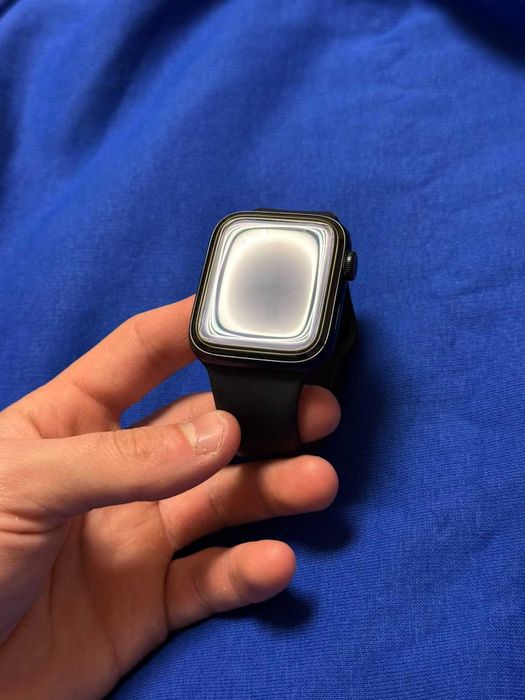Apple Watch SE (2nd Generation) (GPS, 44mm)