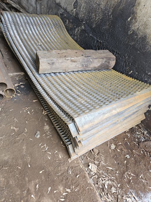 Лист просечка ПВЛ Сетка