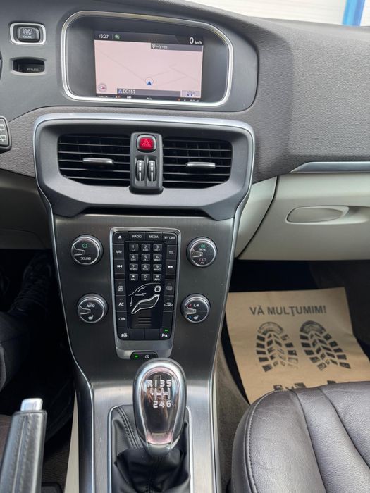 Volvo V40 1.6 D Summum