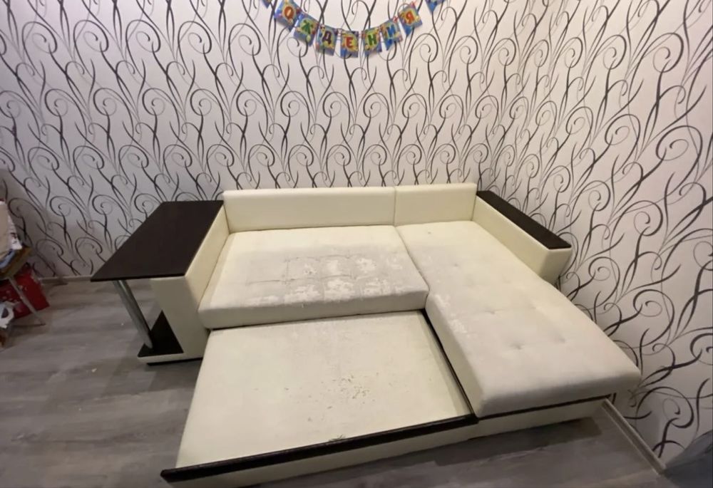 Перетяжка и ремонт мебели