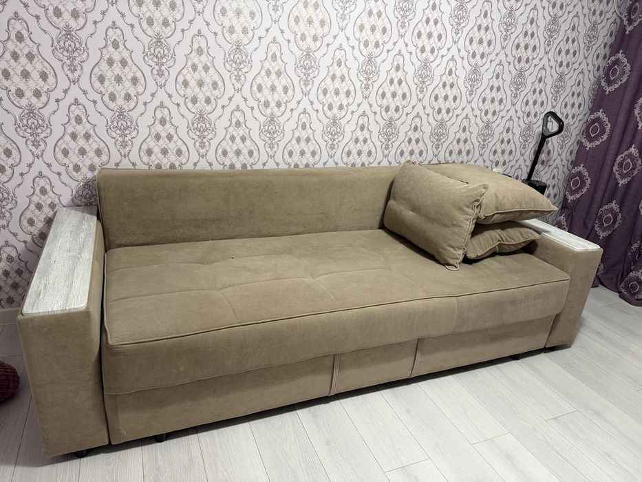 Продам раскладной диван