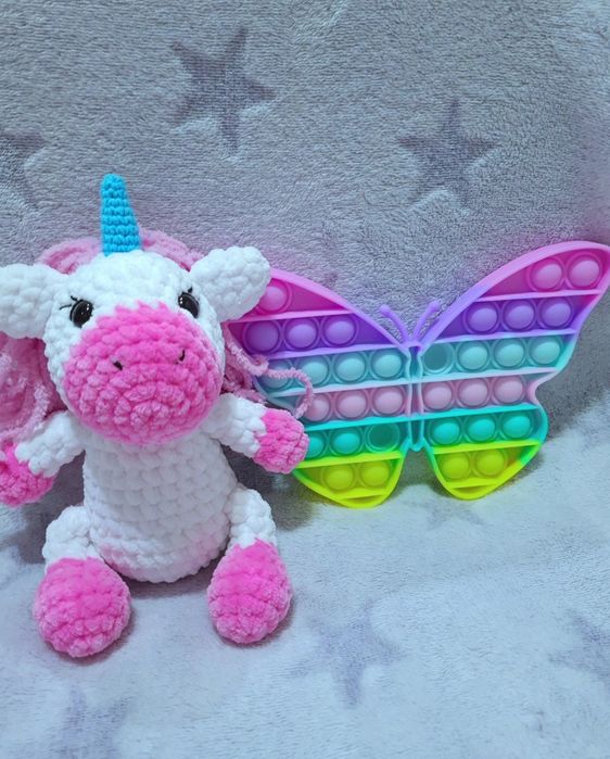 Вязаные игрушки ручной работы