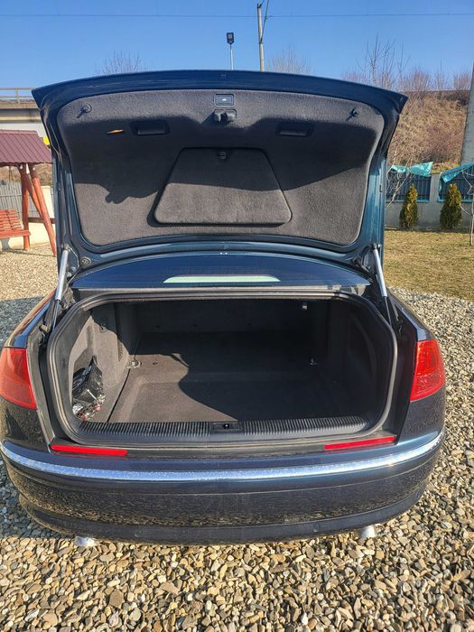 Vand audi a8  in stare buna de funcționare