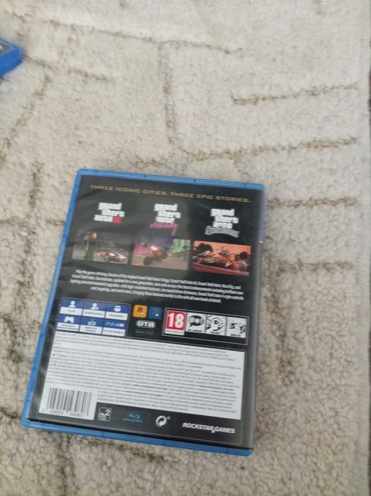 Продава се игра за ПС4, GTA Trilogy