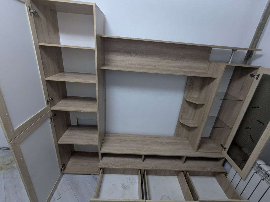 Продам шкаф для гостиной
