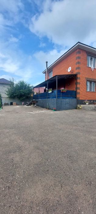 Продам коттедж в черте города