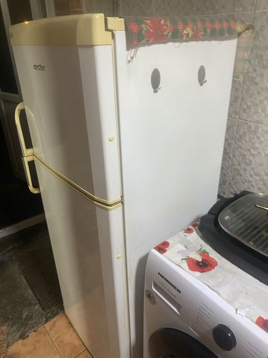 Vand frigider utilizat