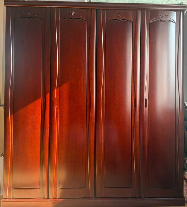 продам спальный гарнитур