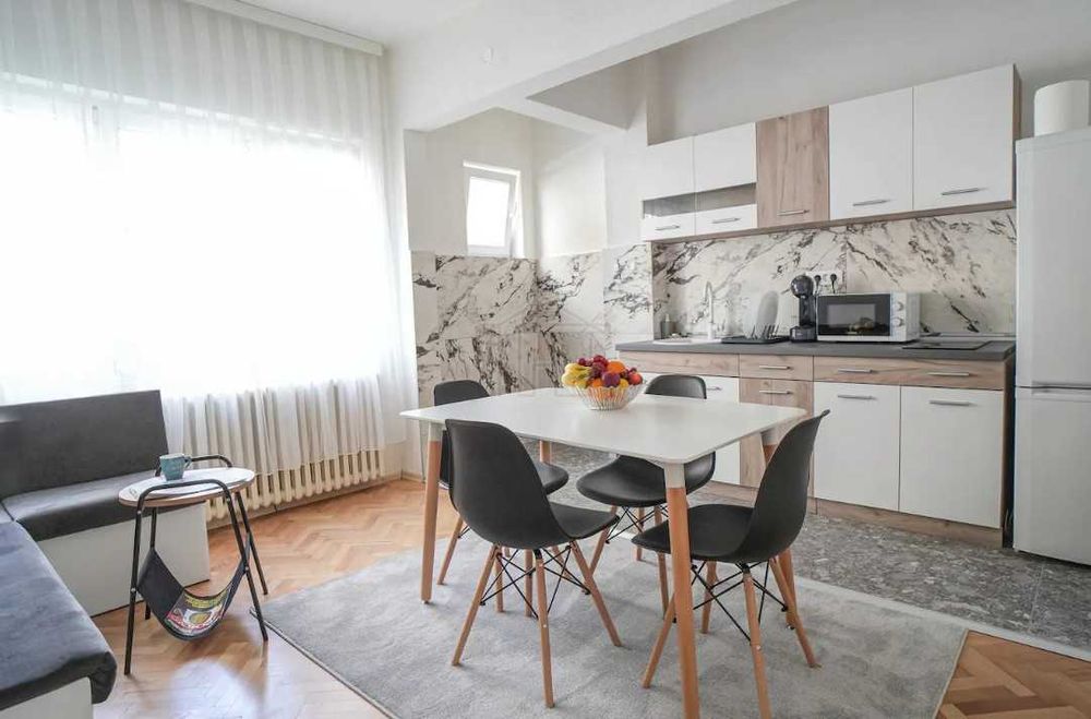 Дава се под наем Тристаен апартамент в Пловдив, Съдийски - 88 кв.м за 413.1 € - Снимка #2