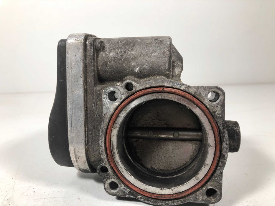 Дросел Bmw E46 2.0i 2003г