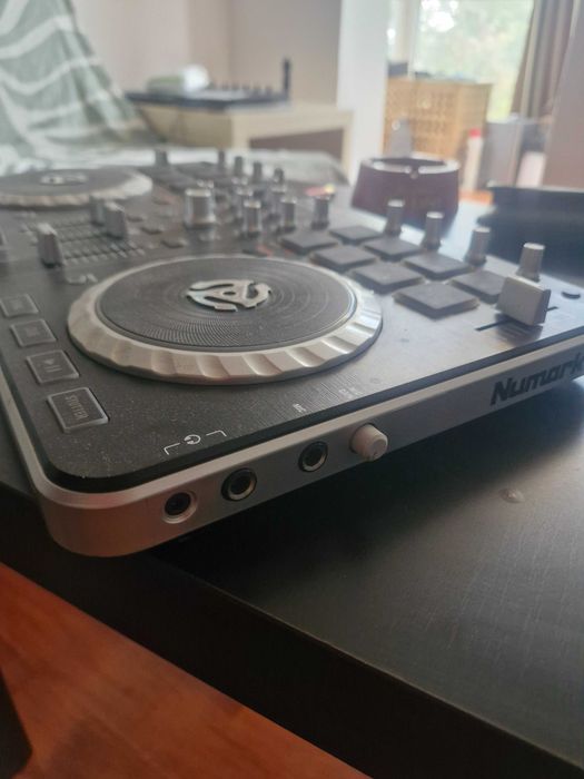 Controller Dj Numark Mixtrack Pro 2