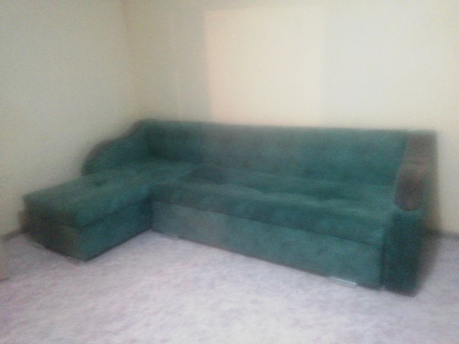 Продам диван хороший