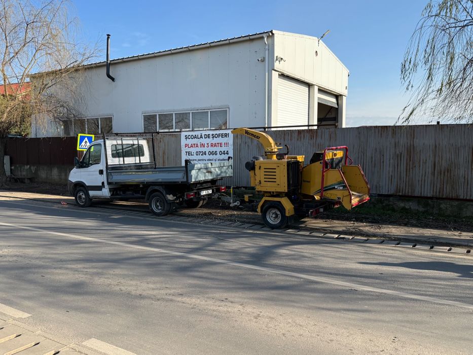 Inchiriez tocator de crengi profesional pana la 25 cm!