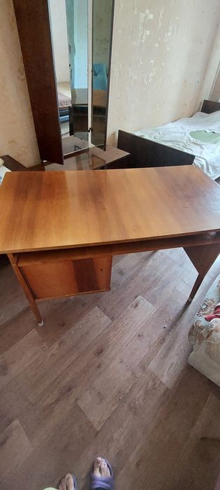 Письменный  стол