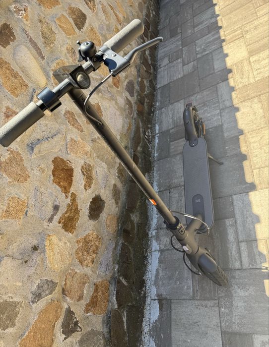 Trotineta electrica Xiaomi Mi Scooter