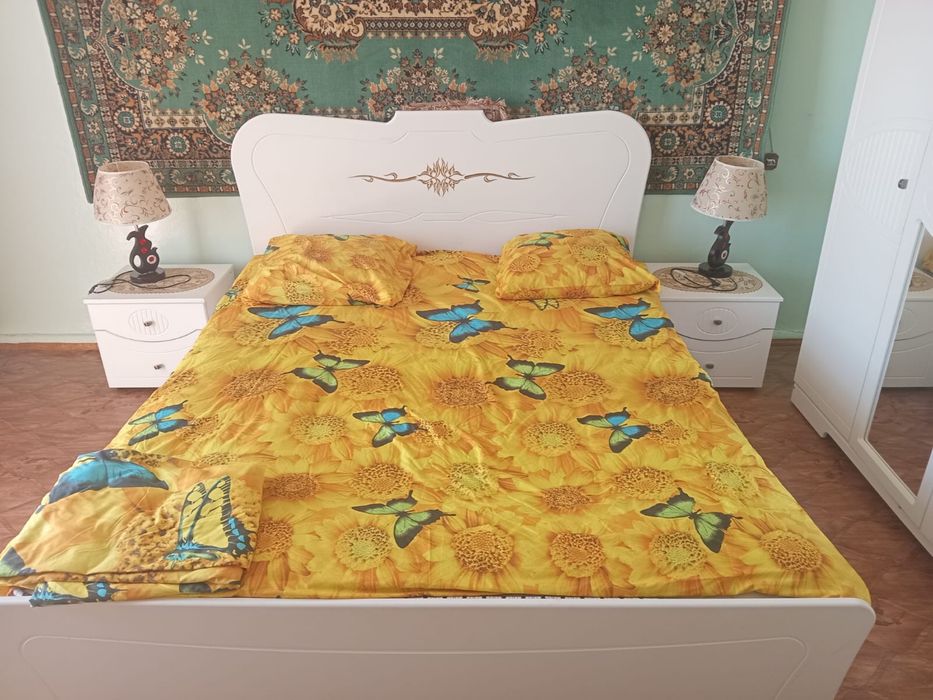 Спальный  гарнитур с матрасом