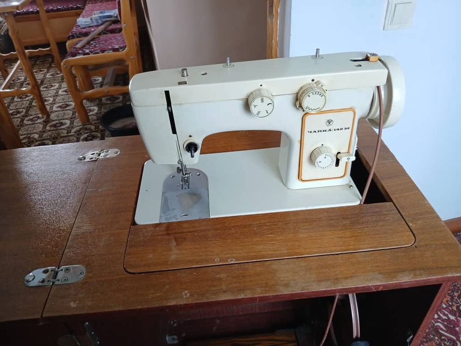 Швейная машина новая