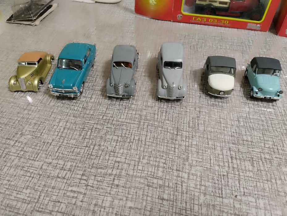 Масштабные автомодели 1:43