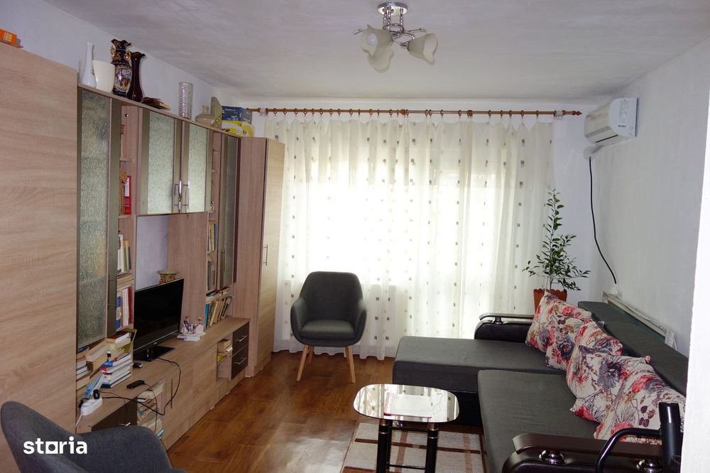 Ap. 3 camere, 2 bai, decomandat, central, langa piata Str. Popa Sapca