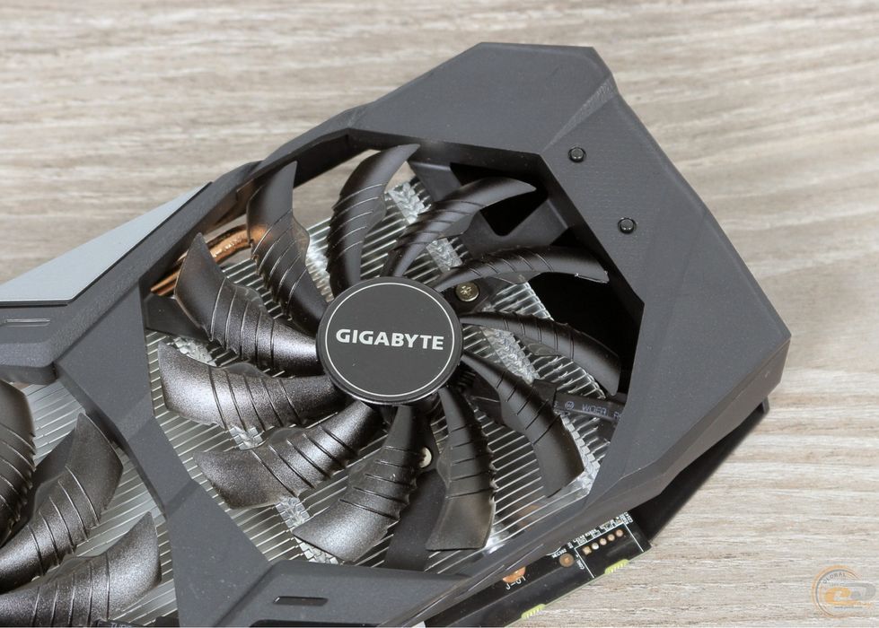 Видеокарта RTX 2060 Super 8GB Gigabyte