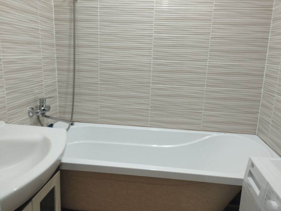 Сдам 2 комннатную квартиру