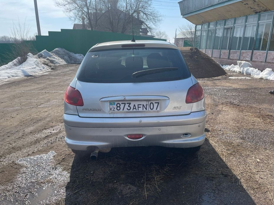 Продам Peugeot 206