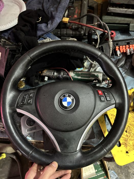 Спортен волан бмв