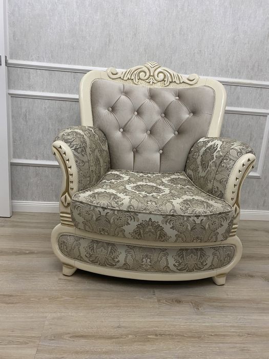 Продам комплект диван и кресло!!!