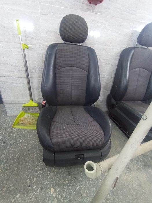 Сиденье Mercedes w211