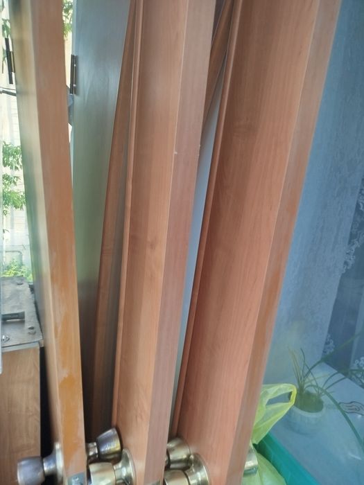 Продам межкомнатные двери