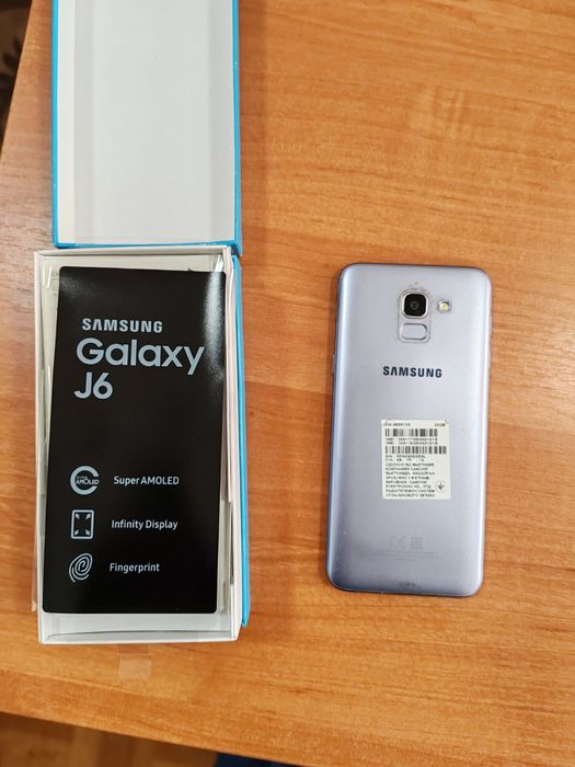 Продам телефон Samsung galaxy J6
