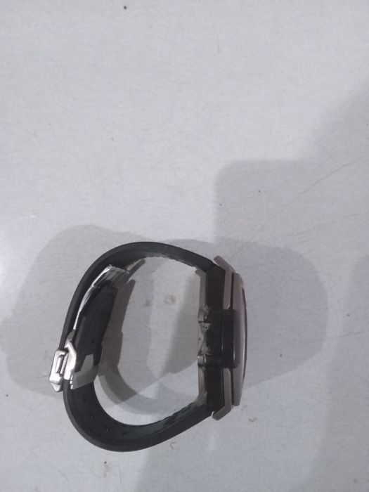 HUBLOT QUL SOATI holati urta