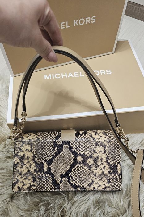 Geanta Michael Kors noua-model deosebit