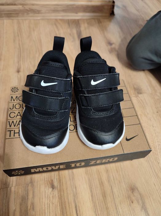 Nike детски маратонки 21 номер