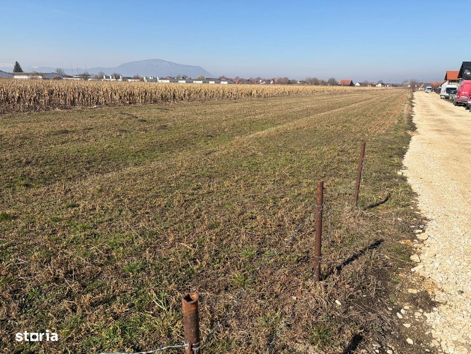 S.C. Vimak Imobiliare vinde teren intravilan Stupini