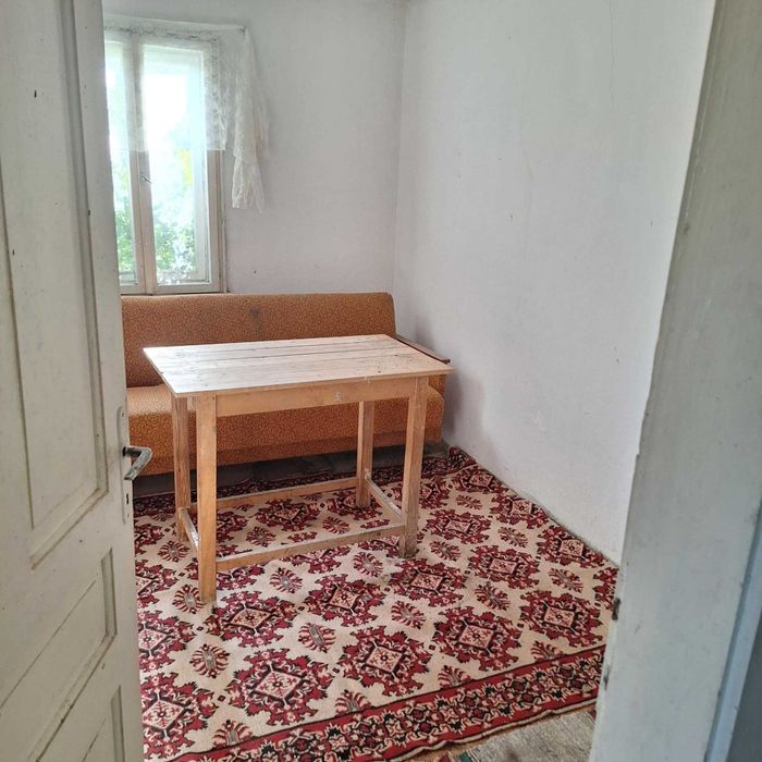 Двуетажна къща в с. Коевци, общ. Сухиндол, обл. Велико Търново