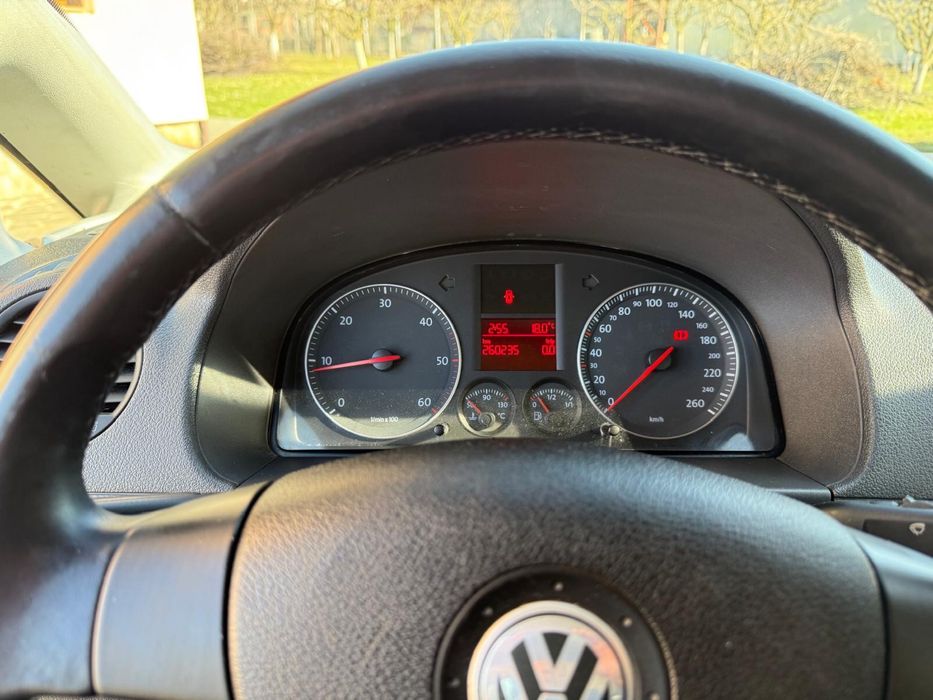 Vw caddy 2009 1,9 tdi 105 cp euro 4 fara filtru de particule