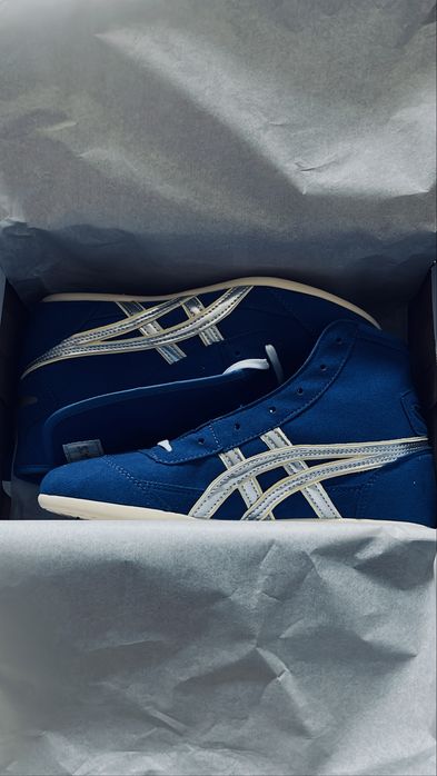 Продается борцовка Asics